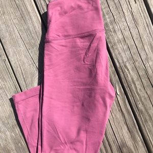 💘 LULULEMON 💘 full length pink leggings